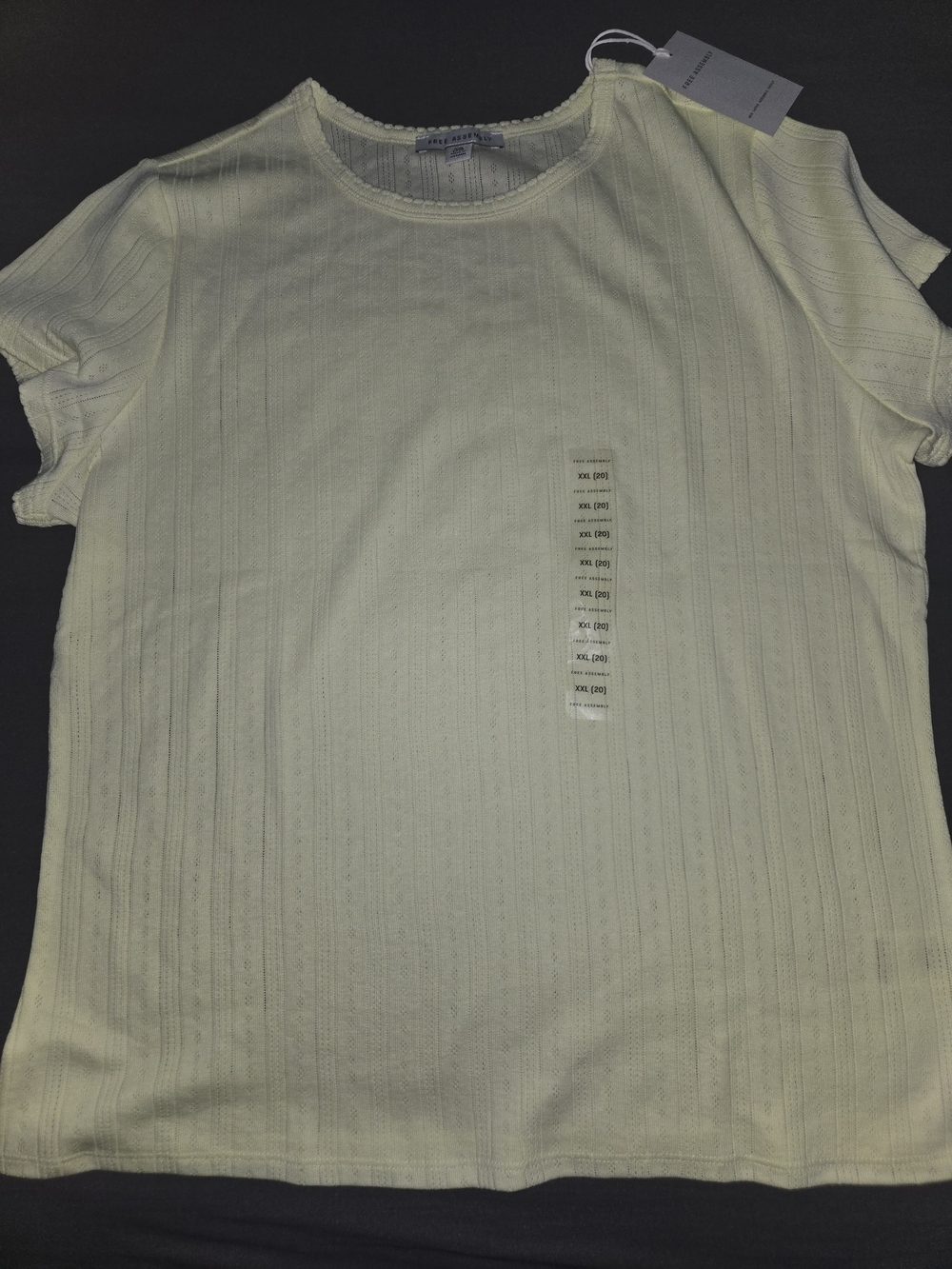 Men's Light Yellow Short Sleeve Knit Shirt